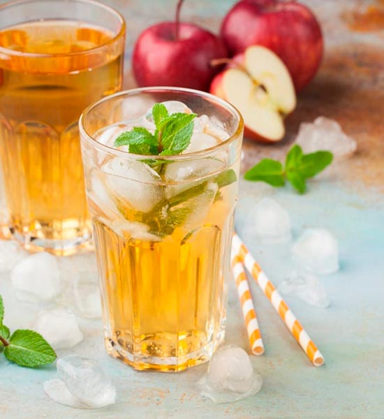 Variationer af drinken med smag af æble